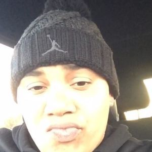 Meet your Posher, Tarah